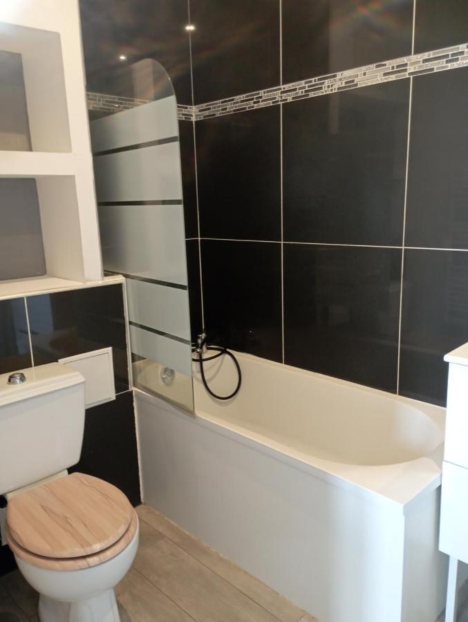 Charmant T2 Proche Dunkerque Coudekerque-Branche Exterior photo